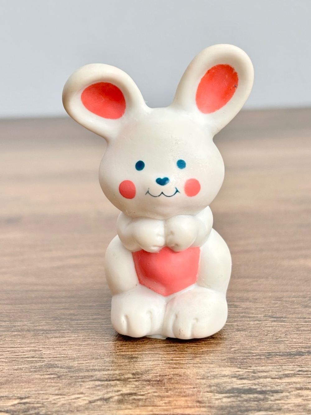 VINTAGE Strawberry Shortcake Apricot Doll White Bunny Rabbit Hopsalot Pet Toy